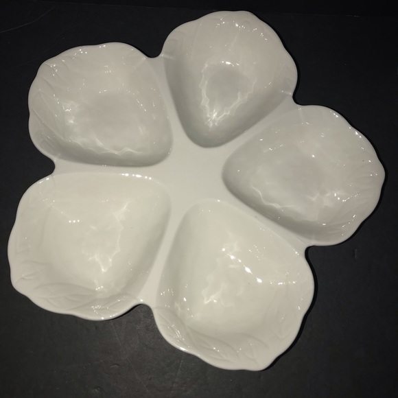 CERAMIC DIVIDED SNACK/CONDIMENTS/CANDY WHITE DISH - Picture 1 of 6